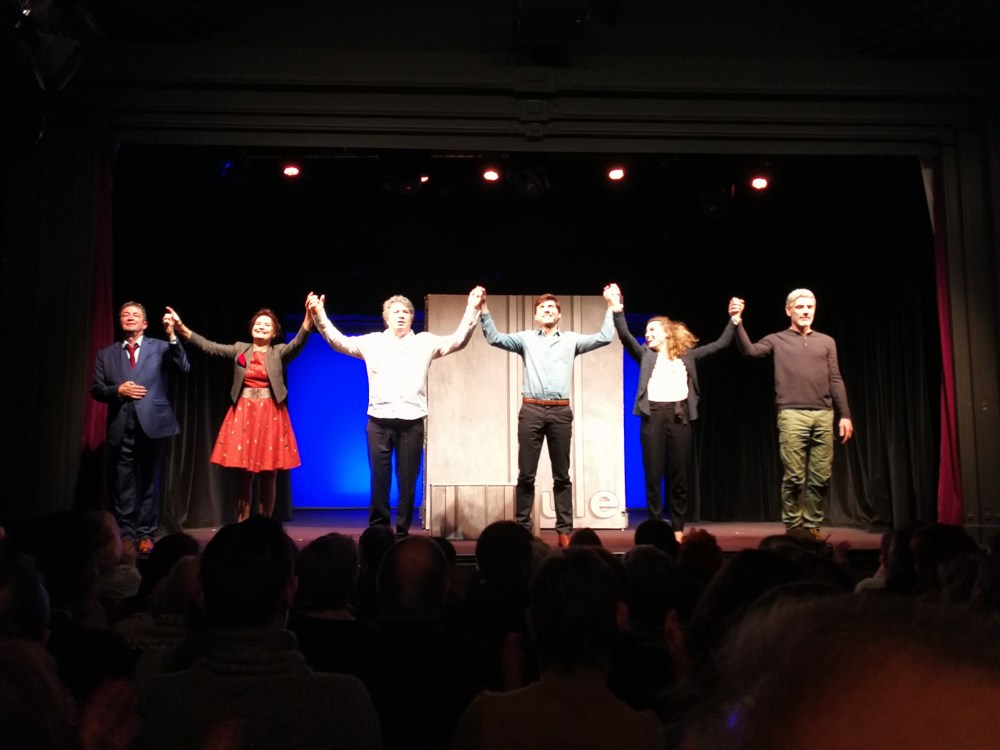 SALUT DEUX MENSONGES ET UNE VERITE